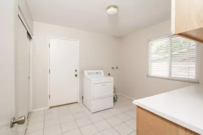1614 Bonnie Court, Simi Valley, CA 93065 - Photo 29