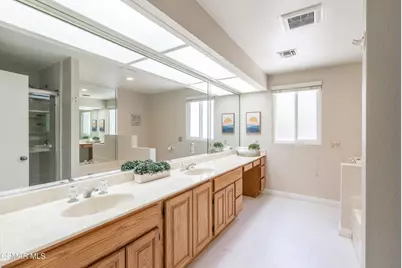1614 Bonnie Court, Simi Valley, CA 93065 - Photo 35