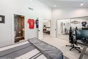 4695 Club View Dr, Westlake Village, CA 91362 - Photo 19