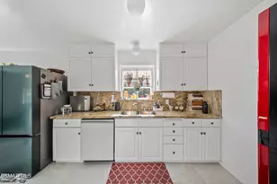 20428 Roscoe Blvd, Winnetka, CA 91306 - Photo 15