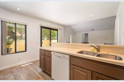 2212 Birchglen Street #97, Simi Valley, CA 93063 - Photo 7