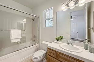 3401 Deep Waters Ct, Simi Valley, CA 93065 - Photo 47