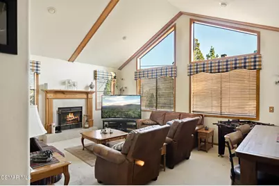 27454 Matterhorn Drive, Lake Arrowhead, CA 92352 - Photo 9