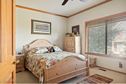 27454 Matterhorn Drive, Lake Arrowhead, CA 92352 - Photo 17