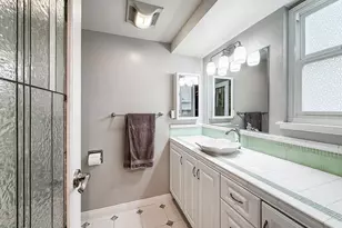 2168 Young Ave, Thousand Oaks, CA 91360 - Photo 37