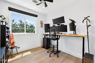 1135 N Commonwealth Ave, Los Angeles, CA 90029 - Photo 25