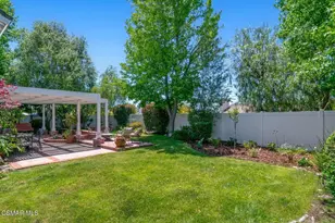 907 Sagebrush Pl, Newbury Park, CA 91320 - Photo 25