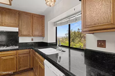 24154 Mentry Drive, Newhall, CA 91321 - Photo 9