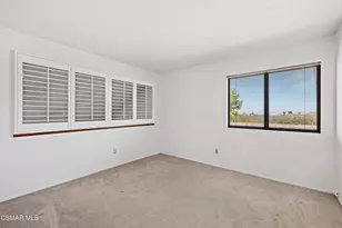 24154 Mentry Dr, Newhall, CA 91321 - Photo 21