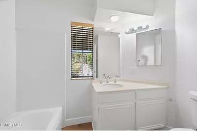802 Congressional Road, Simi Valley, CA 93065 - Photo 15