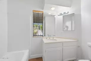 802 Congressional Rd, Simi Valley, CA 93065 - Photo 15