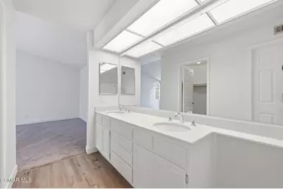 802 Congressional Road, Simi Valley, CA 93065 - Photo 19