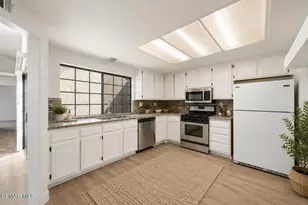 802 Congressional Rd, Simi Valley, CA 93065 - Photo 3