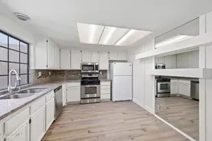 802 Congressional Rd, Simi Valley, CA 93065 - Photo 11