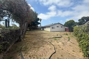 1045 Evanston Pl, Oxnard, CA 93033 - Photo 5