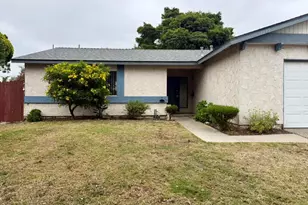 1045 Evanston Pl, Oxnard, CA 93033 - Photo 3