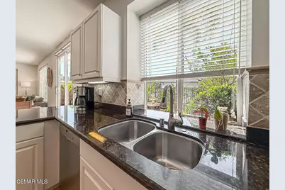 442 Fallbrook Avenue, Thousand Oaks, CA 91320 - Photo 19