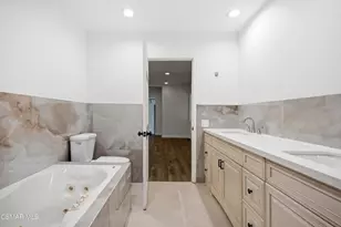23777 Mulholland Hwy, Calabasas, CA 91302 - Photo 23