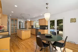 21705 Entrado Dr, Topanga, CA 90290 - Photo 13