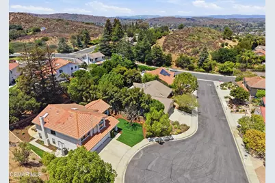 2007 Simsbury Court, Thousand Oaks, CA 91360 - Photo 41