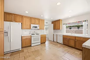 2720 Goldfield Pl, Simi Valley, CA 93063 - Photo 13