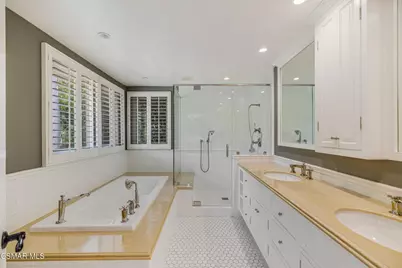 5032 Pathfinder Avenue, Oak Park, CA 91377 - Photo 25