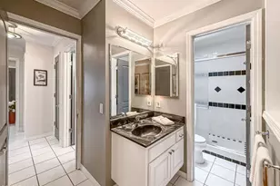1305 Lakewood Ct, Westlake Village, CA 91361 - Photo 15