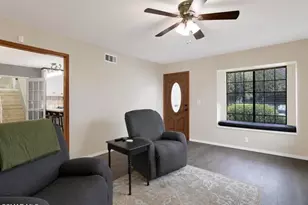 6447 Hope St, Simi Valley, CA 93063 - Photo 5