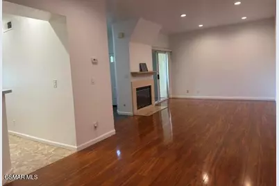 688 Indian Oak Lane #107, Oak Park, CA 91377 - Photo 17
