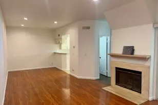 688 Indian Oak Ln, Oak Park, CA 91377 - Photo 3