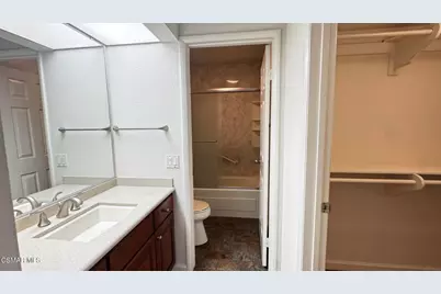 688 Indian Oak Lane #107, Oak Park, CA 91377 - Photo 13