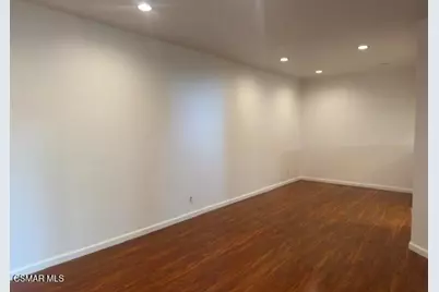 688 Indian Oak Lane #107, Oak Park, CA 91377 - Photo 19