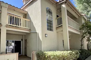 688 Indian Oak Ln, Oak Park, CA 91377 - Photo 1