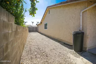 458 Mark Dr, Simi Valley, CA 93065 - Photo 35