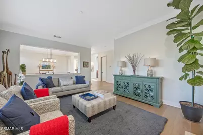 7124 Trevino Drive, Moorpark, CA 93021 - Photo 13