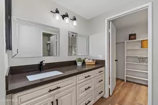 218 Mariposa Dr, Newbury Park, CA 91320 - Photo 29