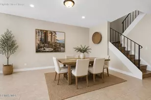 218 Mariposa Dr, Newbury Park, CA 91320 - Photo 13