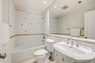 5801 Middle Crest Dr, Agoura Hills, CA 91301 - Photo 17