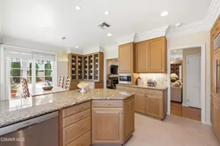5801 Middle Crest Dr, Agoura Hills, CA 91301 - Photo 7
