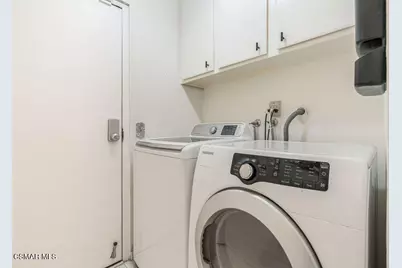 18102 Burbank Boulevard #29, Tarzana, CA 91356 - Photo 35