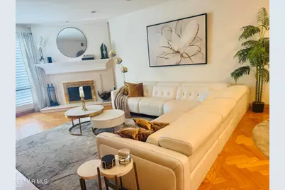 18102 Burbank Boulevard #29, Tarzana, CA 91356 - Photo 1
