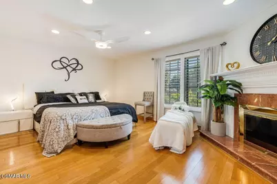 18102 Burbank Boulevard #29, Tarzana, CA 91356 - Photo 23