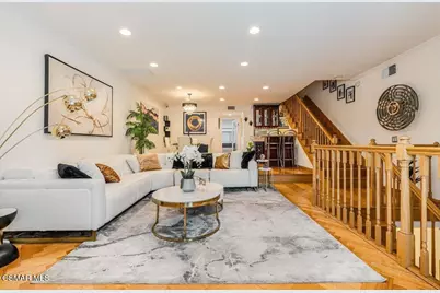 18102 Burbank Boulevard #29, Tarzana, CA 91356 - Photo 7