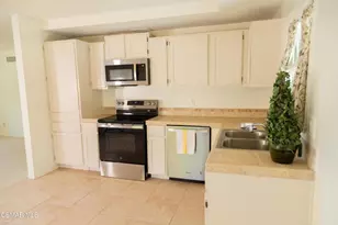1294 Knollwood Dr, Newbury Park, CA 91320 - Photo 9