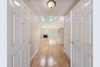 194 Charro Avenue, Thousand Oaks, CA 91320 - Photo 3