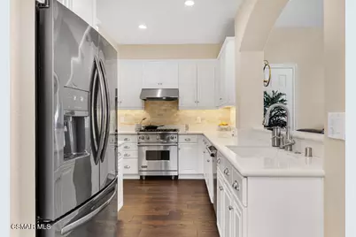 2391 Chiquita Lane, Thousand Oaks, CA 91362 - Photo 11