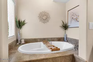 2391 Chiquita Ln, Thousand Oaks, CA 91362 - Photo 25