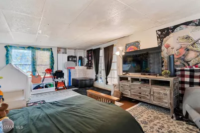906 Granby Street, Simi Valley, CA 93065 - Photo 21