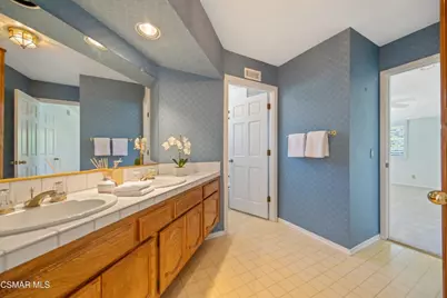 5828 Saint Laurent Drive, Agoura Hills, CA 91301 - Photo 43