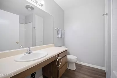 286 Oakleaf Drive #37, Thousand Oaks, CA 91360 - Photo 23